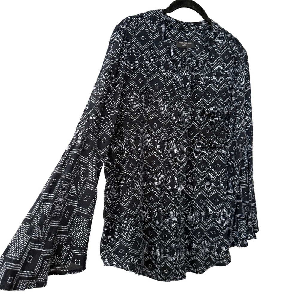 Banana Republic Womens Boyfriend Shirt Size M Black White Neutral Flute Sleeve